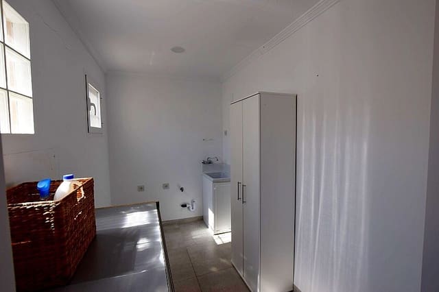 7 slaapkamer Huis te koop in San Miguel de Salinas met zwembad garage - € 349.900 (Ref: 8383839)