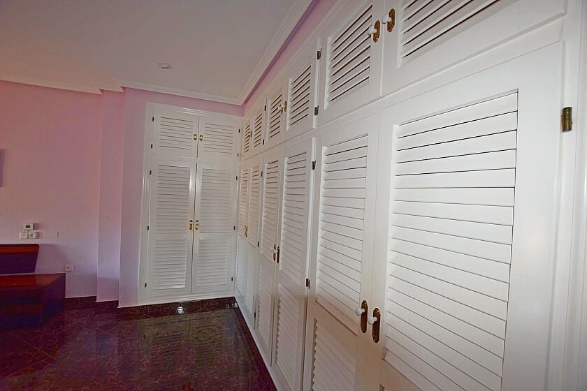 7 slaapkamer Huis te koop in San Miguel de Salinas met zwembad garage - € 349.900 (Ref: 8383839)