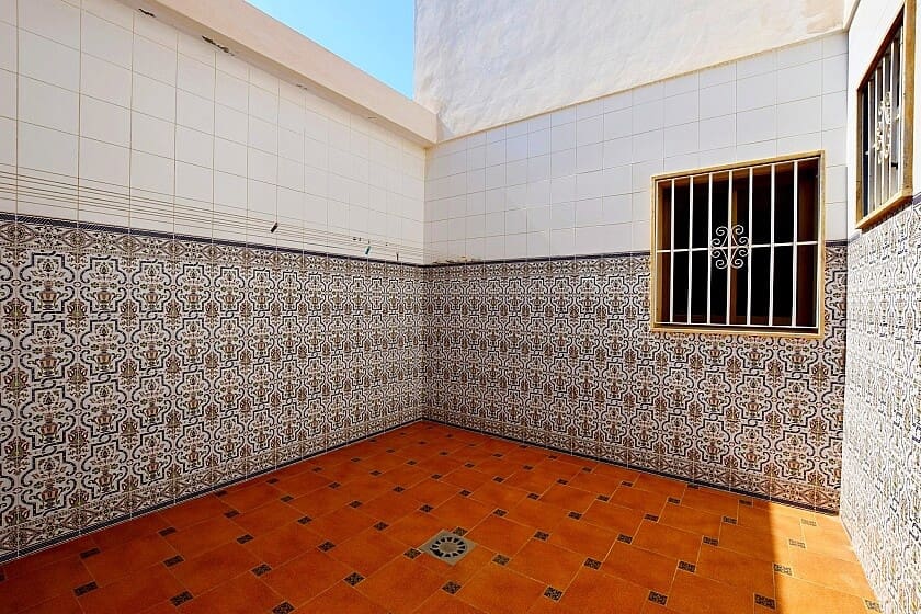 7 slaapkamer Huis te koop in San Miguel de Salinas met zwembad garage - € 349.900 (Ref: 8383839)