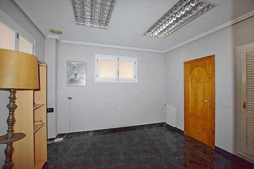 7 slaapkamer Huis te koop in San Miguel de Salinas met zwembad garage - € 349.900 (Ref: 8383839)