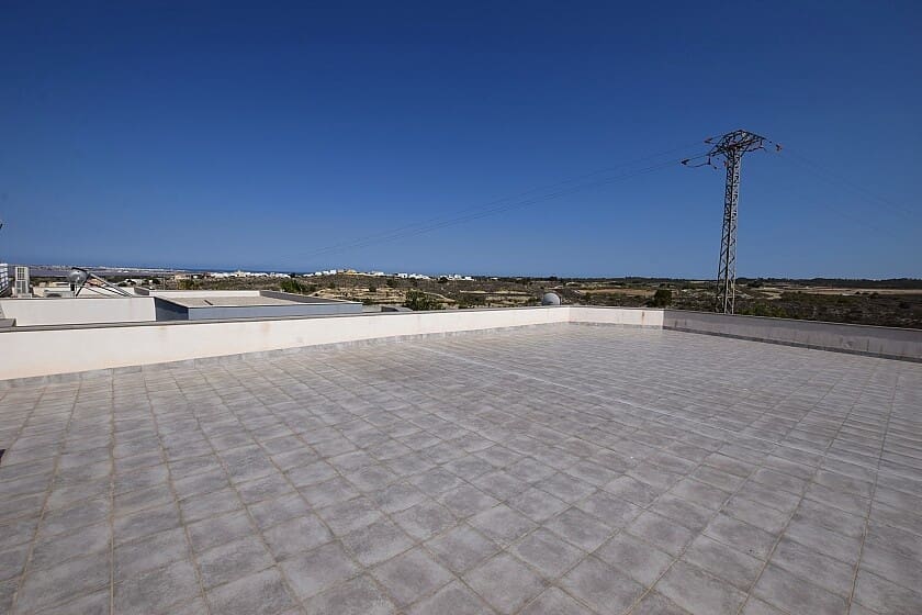 7 slaapkamer Huis te koop in San Miguel de Salinas met zwembad garage - € 349.900 (Ref: 8383839)