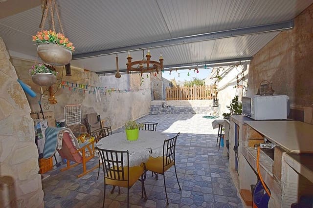 2 sovrum Bungalow till salu i Los Montesinos med pool - 129 900 € (Ref: 8460760)