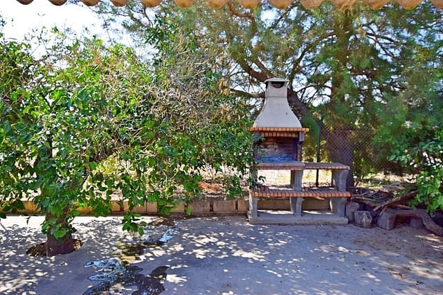 3 bedroom Villa for sale in Albatera with garage - € 175,000 (Ref: 8469090)