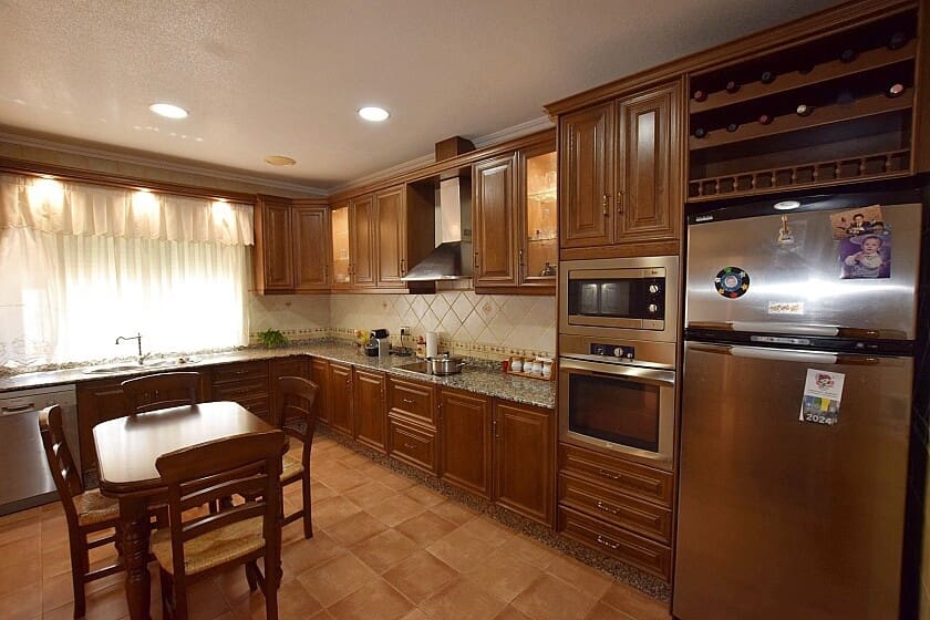 4 chambre Villa/Maison à vendre à Canada de la Lena avec piscine garage - 260 000 € (Ref: 8479893)