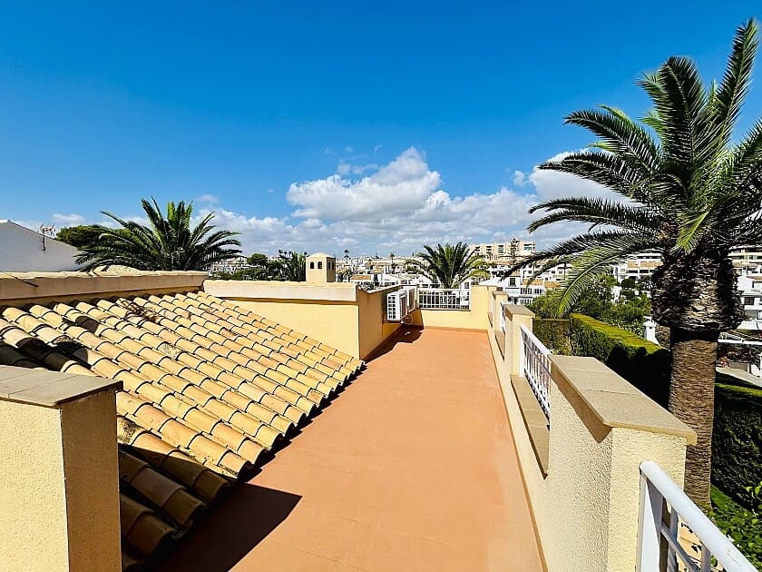 3 sovrum Villa till salu i Cabo Roig med pool garage - 882 900 € (Ref: 8553047)