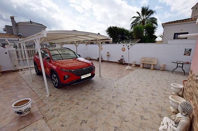 3 bedroom Townhouse for sale in Cabo Roig, Orihuela with pool garage - € 685,000 (Ref: 8553048)