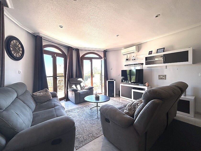 4 sovrum Villa till salu i San Miguel de Salinas med pool - 450 000 € (Ref: 8573578)