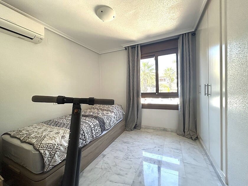 4 sovrum Villa till salu i San Miguel de Salinas med pool - 450 000 € (Ref: 8573578)