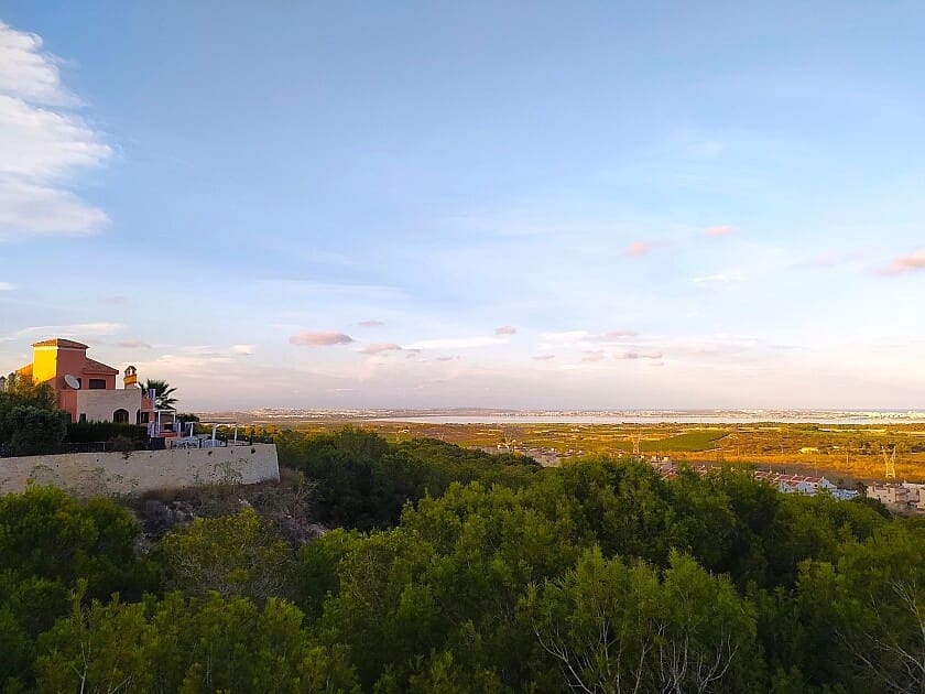 4 sovrum Villa till salu i San Miguel de Salinas med pool - 450 000 € (Ref: 8573578)