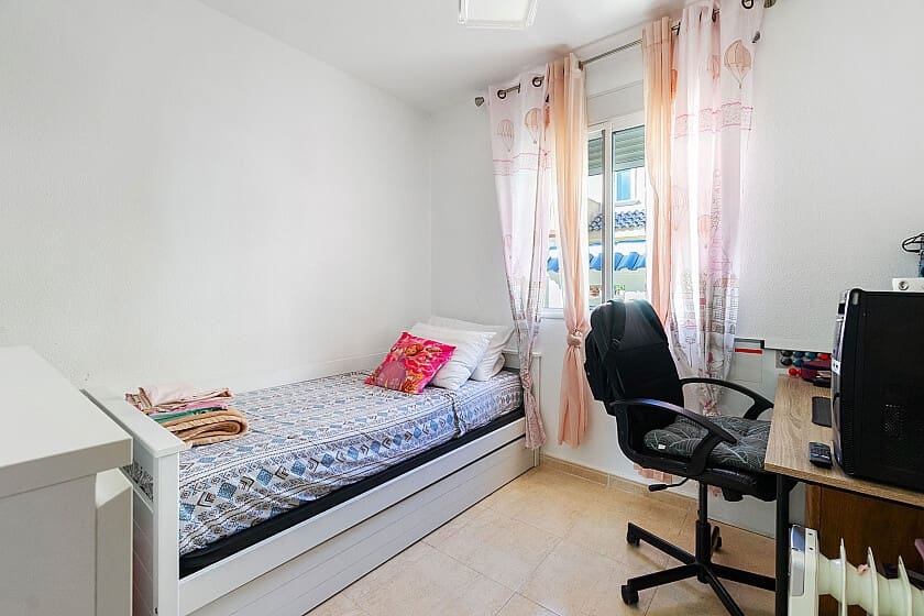 3 chambre Villa/Maison à vendre à Orihuela Costa avec piscine - 360 000 € (Ref: 8649106)