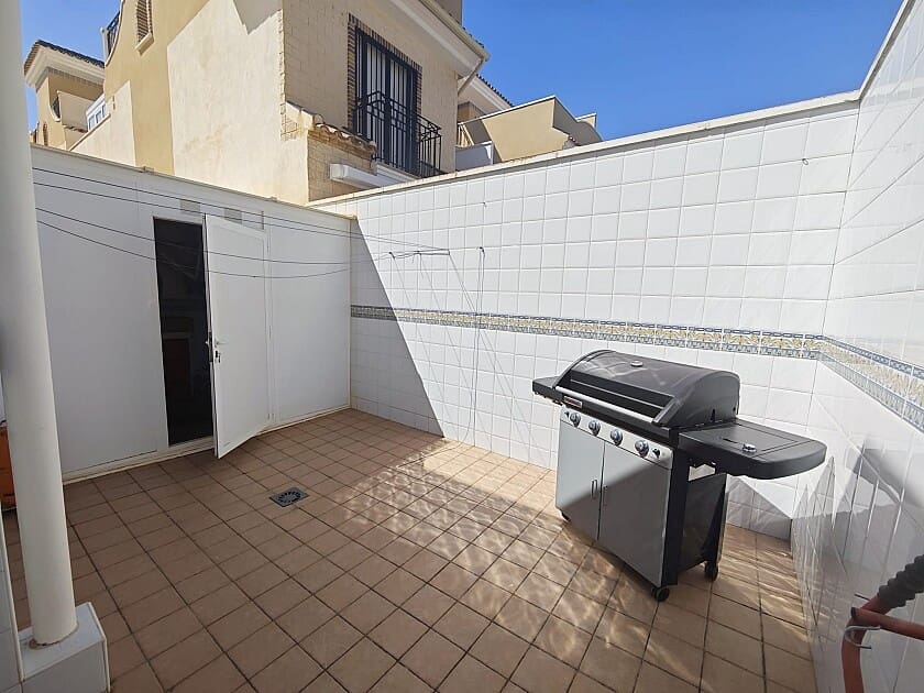 3 sypialnia Dom na sprzedaż w Torre de la Horadada z basenem garażem - 292 900 € (Ref: 8657094)