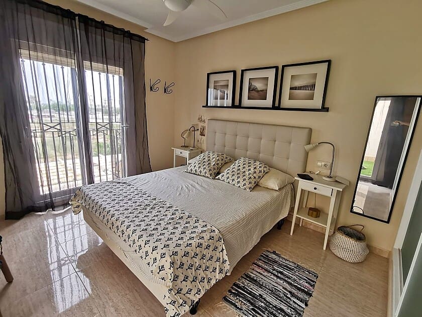 3 sypialnia Dom na sprzedaż w Torre de la Horadada z basenem garażem - 292 900 € (Ref: 8657094)