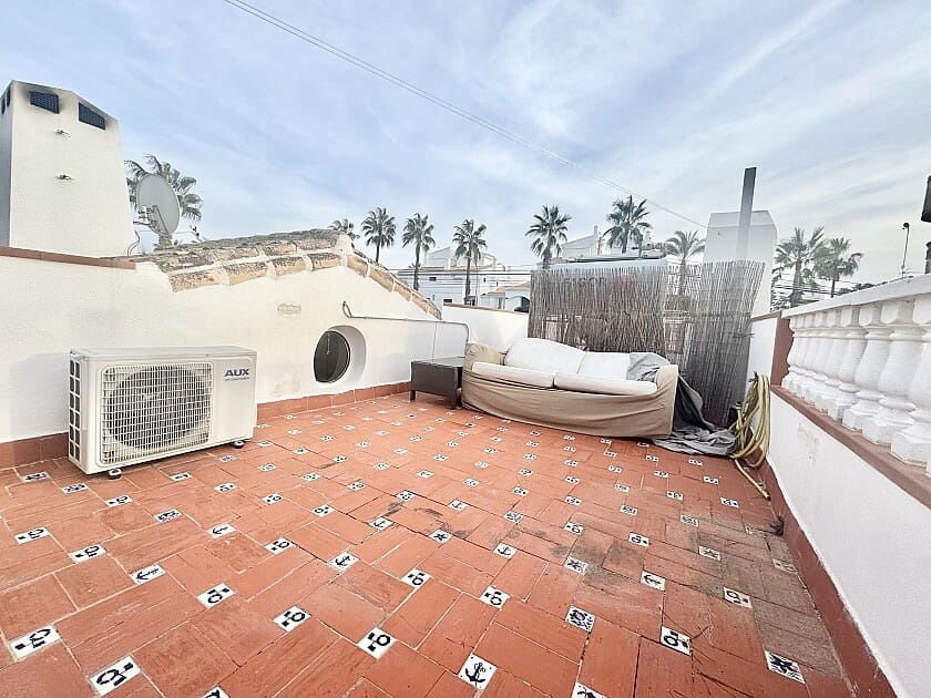 4 sovrum Villa till salu i Villamartin med pool - 849 900 € (Ref: 8760493)