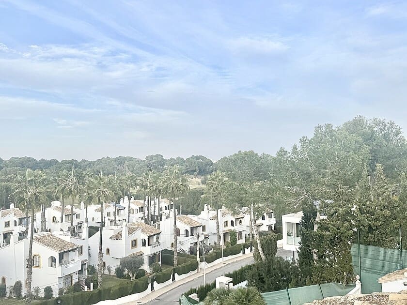 4 sovrum Villa till salu i Villamartin med pool - 849 900 € (Ref: 8760493)