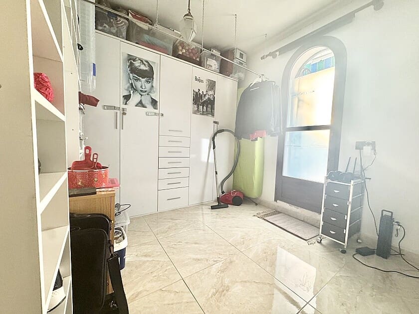 4 sovrum Villa till salu i Villamartin med pool - 849 900 € (Ref: 8760493)