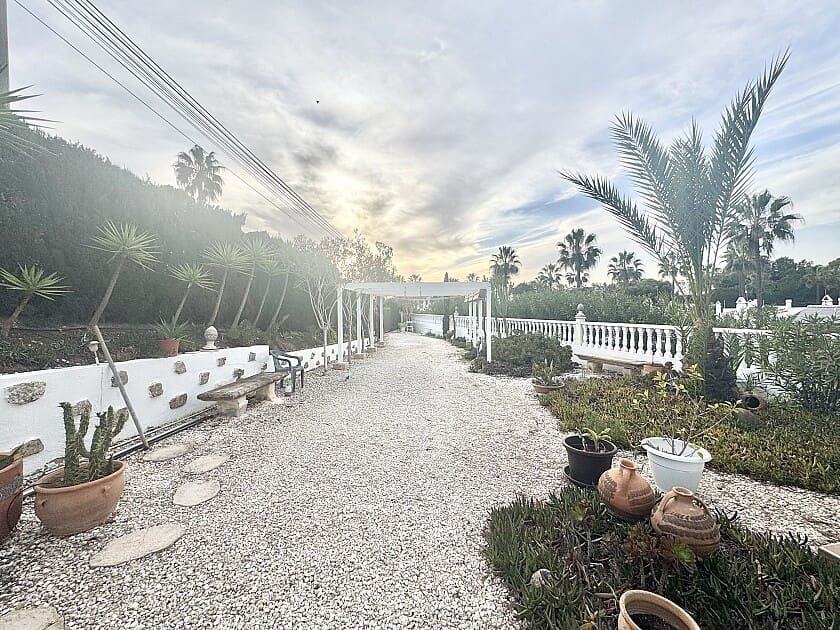 4 sovrum Villa till salu i Villamartin med pool - 849 900 € (Ref: 8760493)