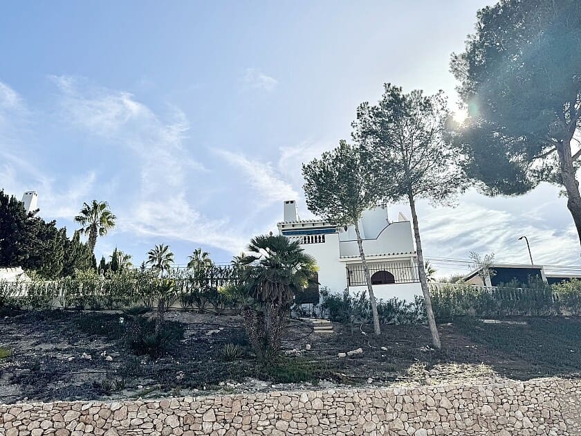 4 sovrum Villa till salu i Villamartin med pool - 849 900 € (Ref: 8760493)