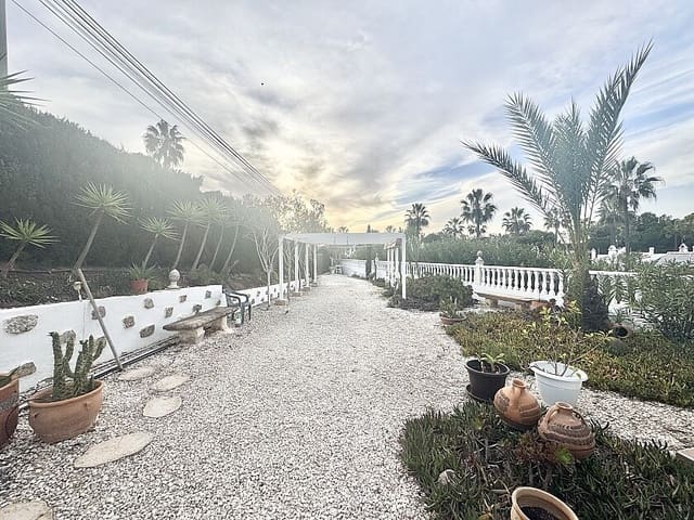 4 sovrum Villa till salu i Villamartin, Orihuela med pool - 849 900 € (Ref: 8760493)