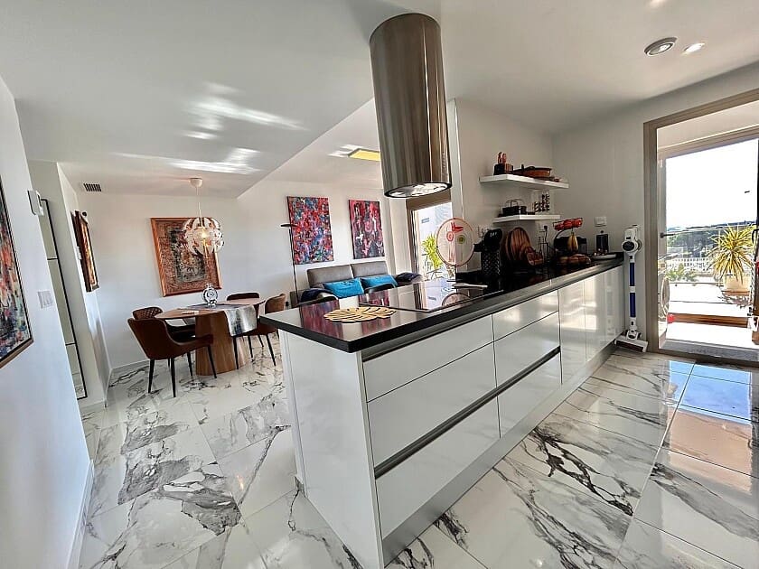 2 sypialnia Apartament na sprzedaż w Villamartin z basenem garażem - 315 000 € (Ref: 8810362)