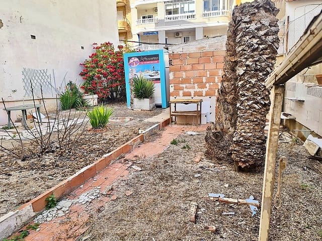 Byggegrund til salg i Las Piscinas Naturales, Torrevieja - € 294.900 (Ref: 8820075)