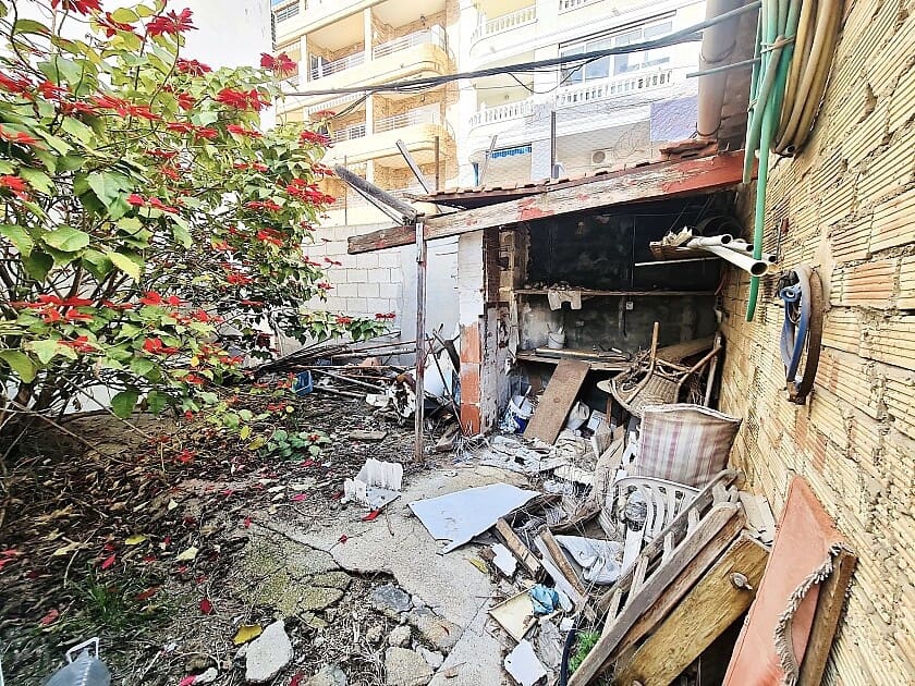 Bouwgrond te koop in Torrevieja - € 294.900 (Ref: 8820075)