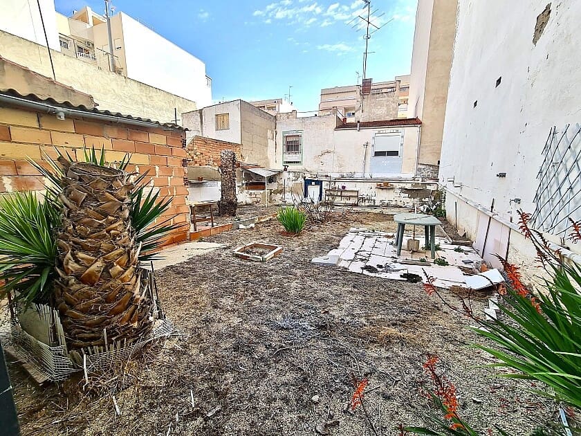 Bouwgrond te koop in Torrevieja - € 294.900 (Ref: 8820075)