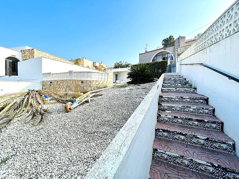 2 sovrum Hus till salu i Los Balcones med pool garage - 249 900 € (Ref: 8826476)