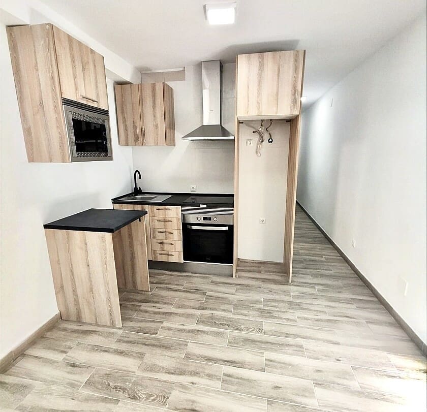 2 soveværelse Lejlighed til salg i Guardamar del Segura med swimmingpool - € 127.000 (Ref: 8830221)