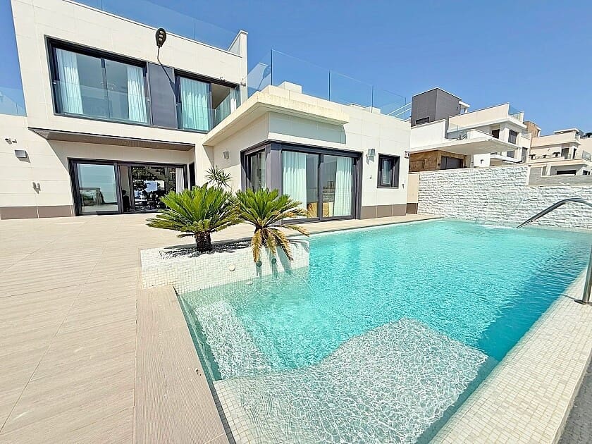 5 soveværelse Villa til salg i San Miguel de Salinas med swimmingpool garage - € 899.000 (Ref: 8879195)