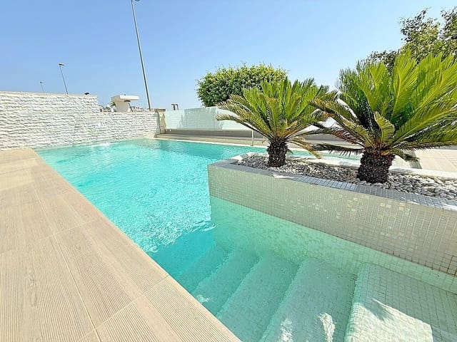 5 camera da letto Villa in vendita in San Miguel de Salinas con piscina garage - 899.000 € (Rif: 8879195)