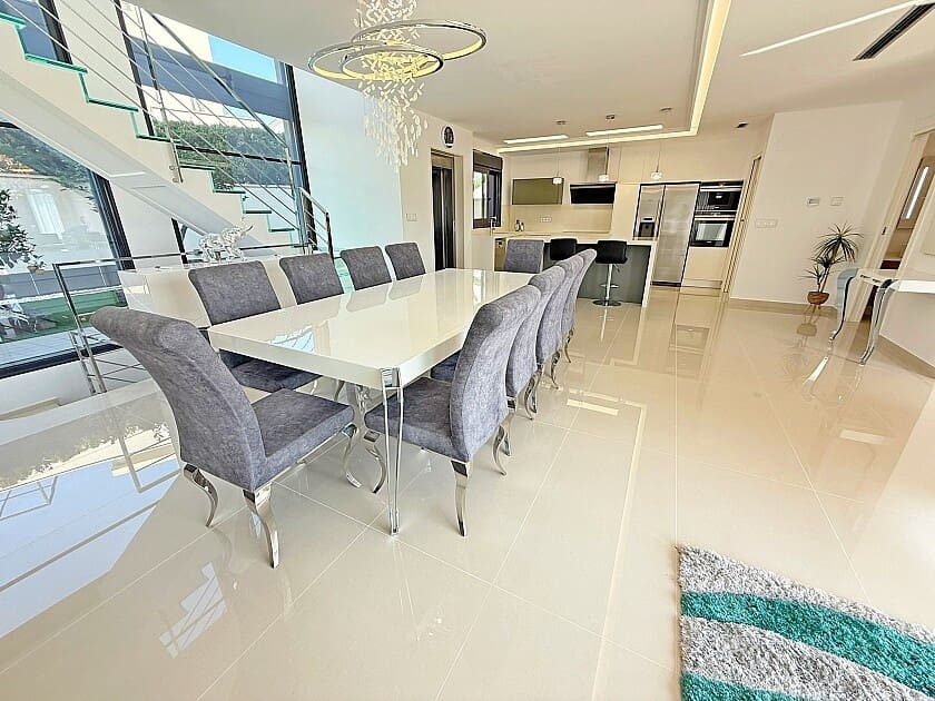 5 soveværelse Villa til salg i San Miguel de Salinas med swimmingpool garage - € 899.000 (Ref: 8879195)