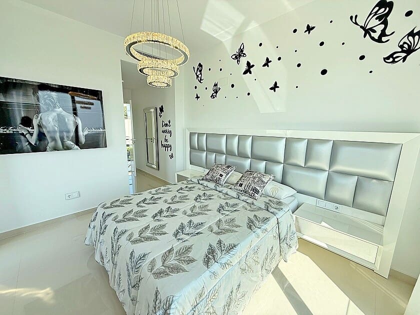 5 soveværelse Villa til salg i San Miguel de Salinas med swimmingpool garage - € 899.000 (Ref: 8879195)