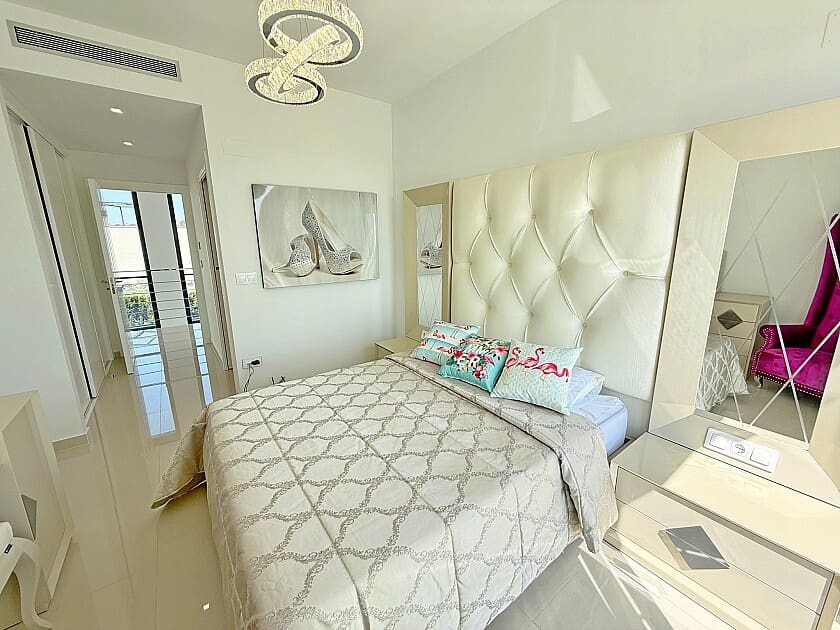 5 soveværelse Villa til salg i San Miguel de Salinas med swimmingpool garage - € 899.000 (Ref: 8879195)