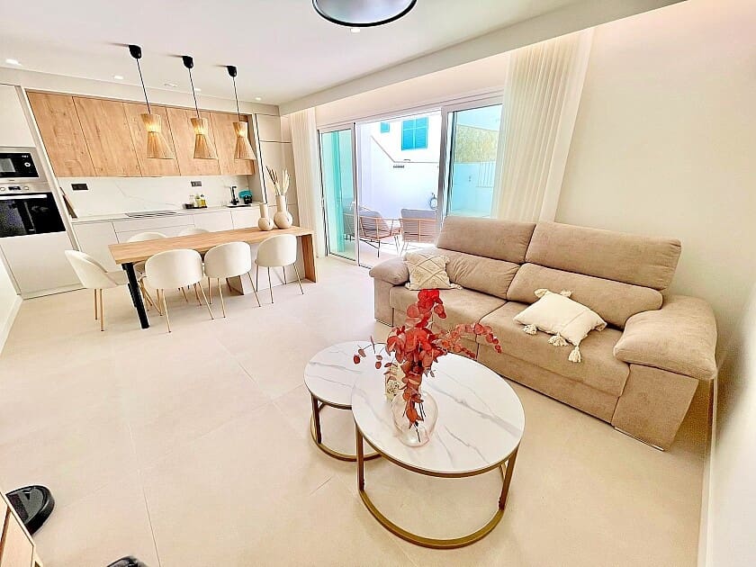 3 chambre Bungalow à vendre à Torre de la Horadada avec piscine - 399 900 € (Ref: 8905807)