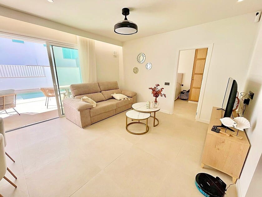 3 chambre Bungalow à vendre à Torre de la Horadada avec piscine - 399 900 € (Ref: 8905807)