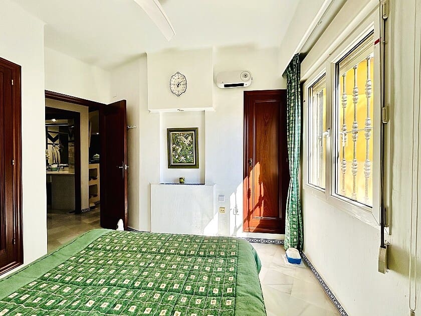 2 makuuhuone Huoneisto myytävänä paikassa Torrevieja mukana uima-altaan 
autotalli - 229 900 € (Ref: 8913653)