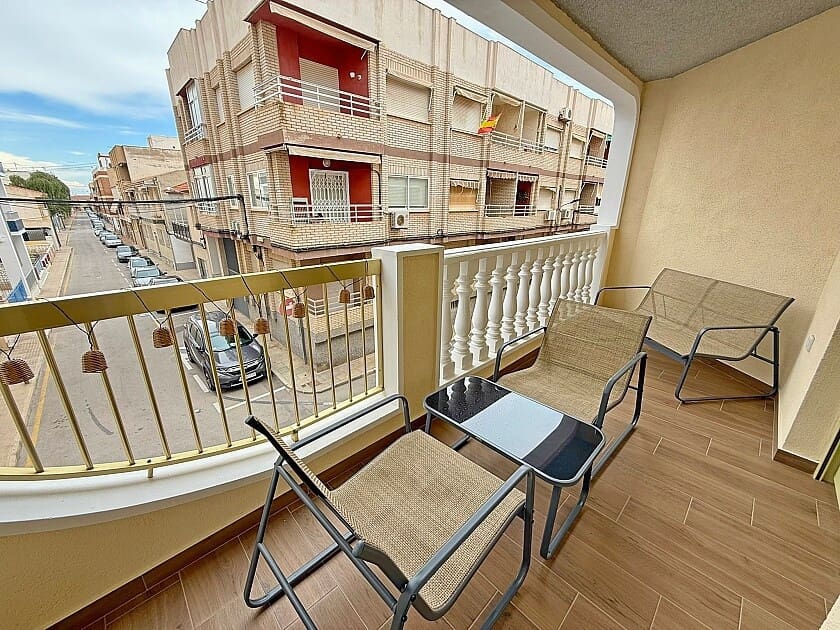 3 chambre Appartement à vendre à Los Cuarteros avec garage - 219 900 € (Ref: 8935524)