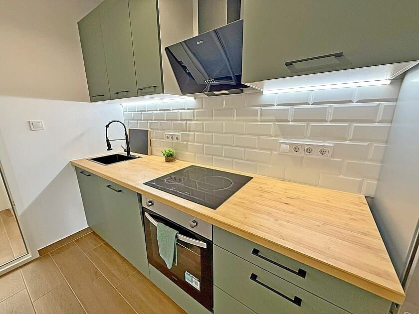 3 chambre Appartement à vendre à Los Cuarteros avec garage - 219 900 € (Ref: 8935524)