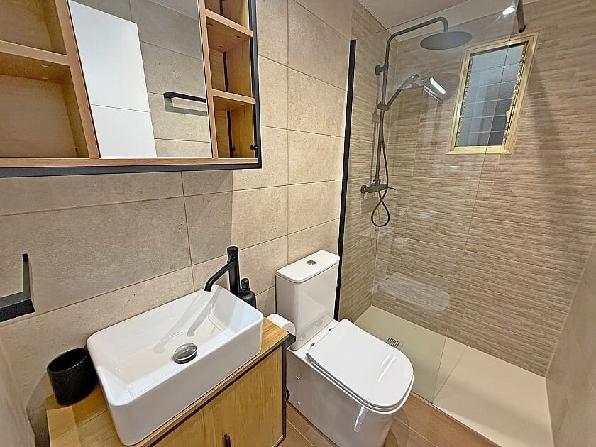 3 chambre Appartement à vendre à Los Cuarteros avec garage - 219 900 € (Ref: 8935524)