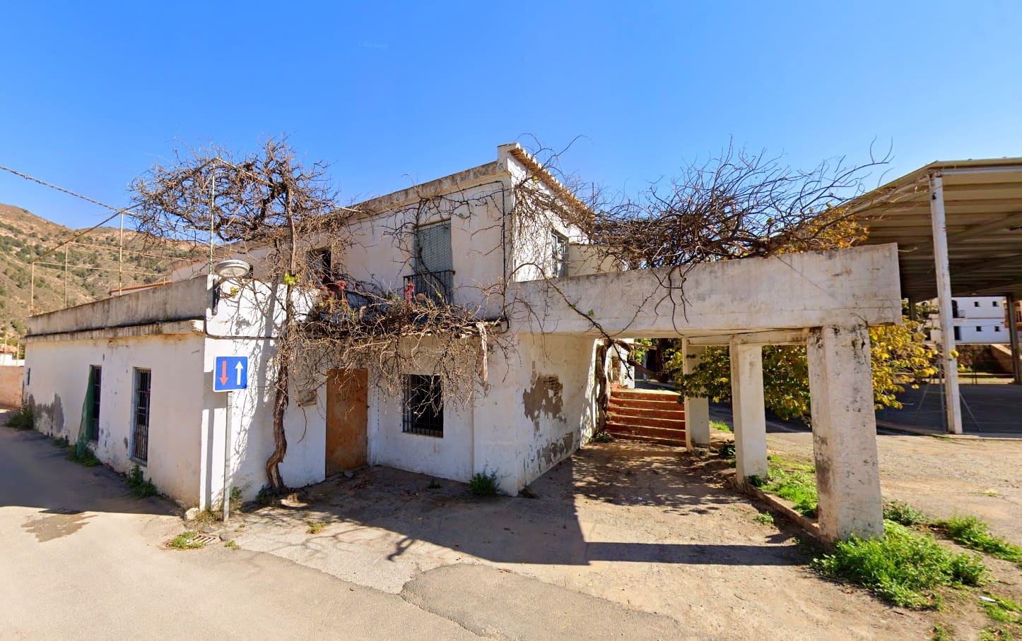 4 soveværelse Lejlighed til salg i Velez de Benaudalla - € 300.000 (Ref: 8935525)