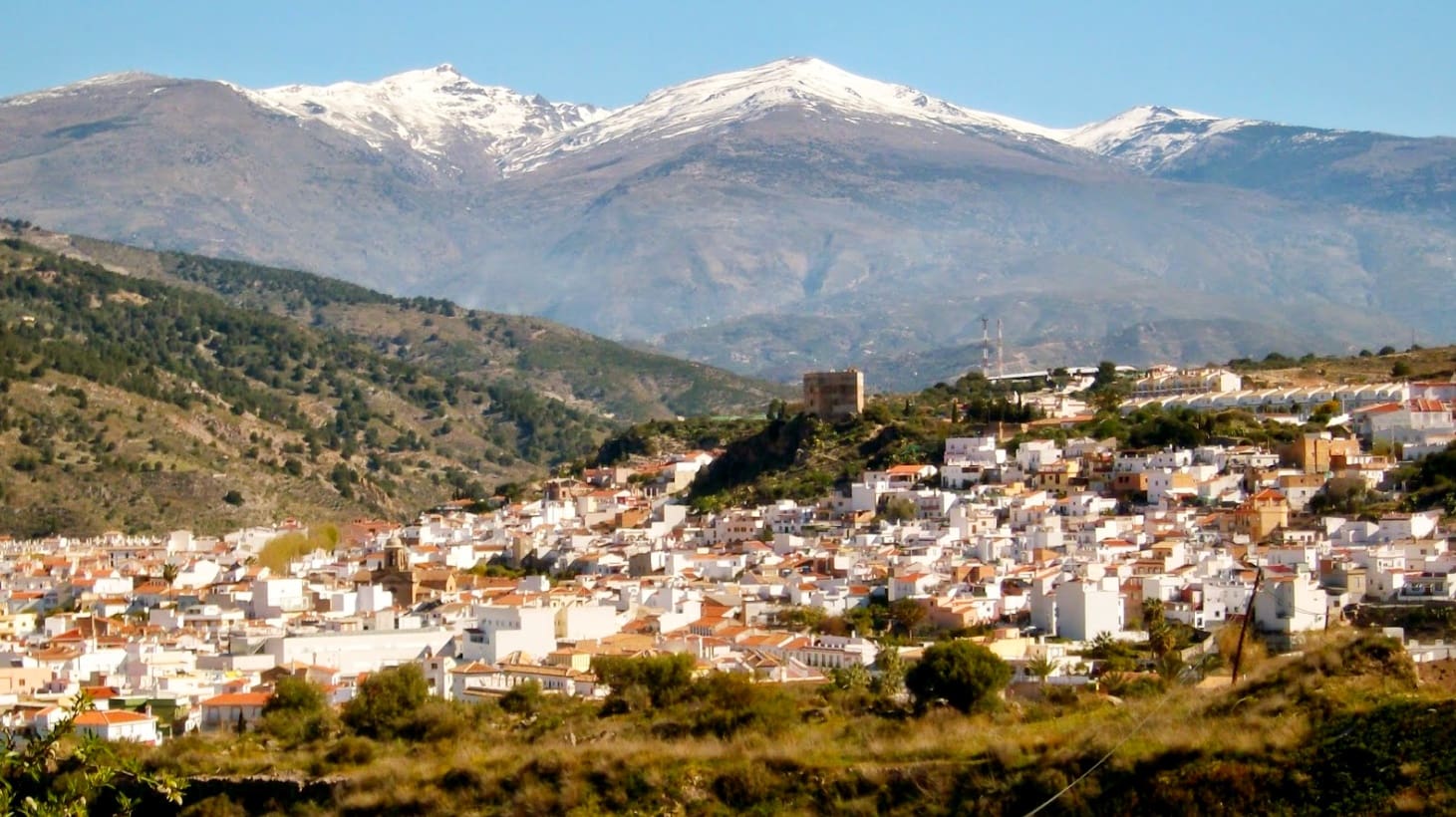 4 soveværelse Lejlighed til salg i Velez de Benaudalla - € 300.000 (Ref: 8935525)