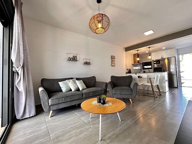 2 slaapkamer Bungalow te koop in Torre de la Horadada, Pilar de la Horadada met zwembad garage - € 220.000 (Ref: 8949500)