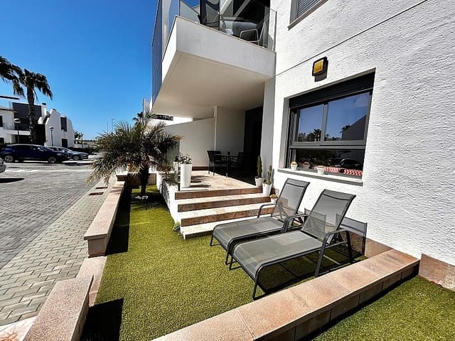 2 slaapkamer Bungalow te koop in Torre de la Horadada, Pilar de la Horadada met zwembad garage - € 220.000 (Ref: 8949500)