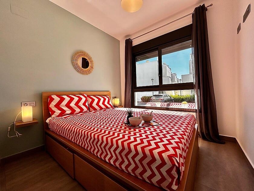 2 slaapkamer Bungalow te koop in Pilar de la Horadada met zwembad garage - € 220.000 (Ref: 8949500)