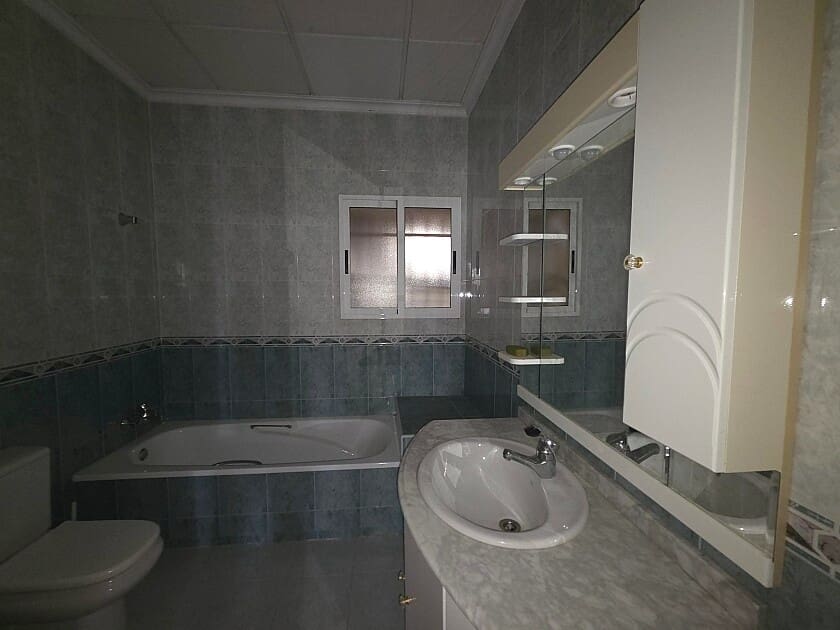 3 chambre Villa/Maison à vendre à Catral avec piscine garage - 250 000 € (Ref: 8953391)