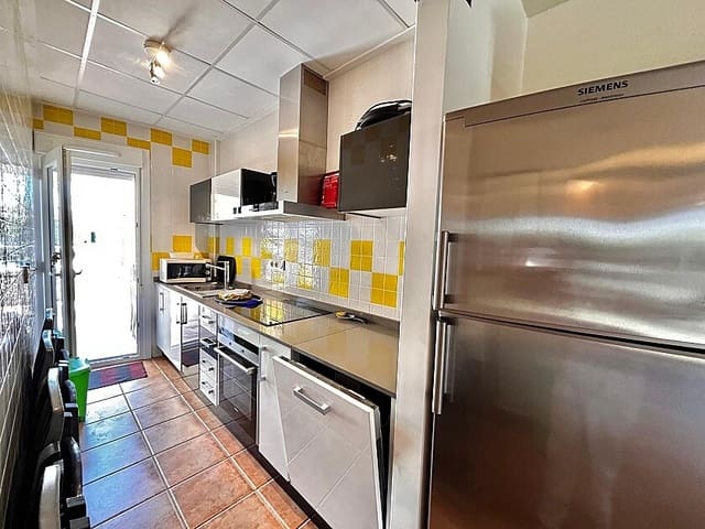 2 soverom Hus til salgs i Mil Palmeras, Pilar de la Horadada med svømmebasseng - € 238 000 (Ref: 8953539)