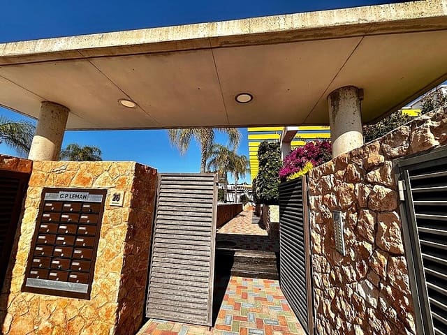 2 soverom Hus til salgs i Mil Palmeras, Pilar de la Horadada med svømmebasseng - € 238 000 (Ref: 8953539)