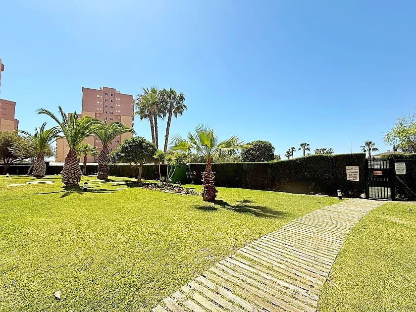 2 slaapkamer Appartement te koop in Dehesa de Campoamor met zwembad - € 279.000 (Ref: 9013170)