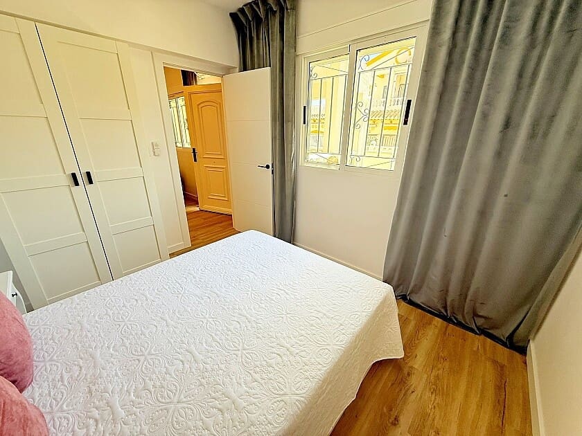 3 soverom Hus til salgs i Los Altos med svømmebasseng - € 294 180 (Ref: 9013171)