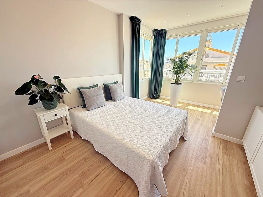 3 soverom Hus til salgs i Los Altos med svømmebasseng - € 294 180 (Ref: 9013171)